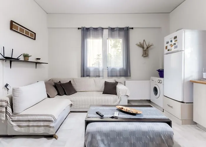 George Central Apartment